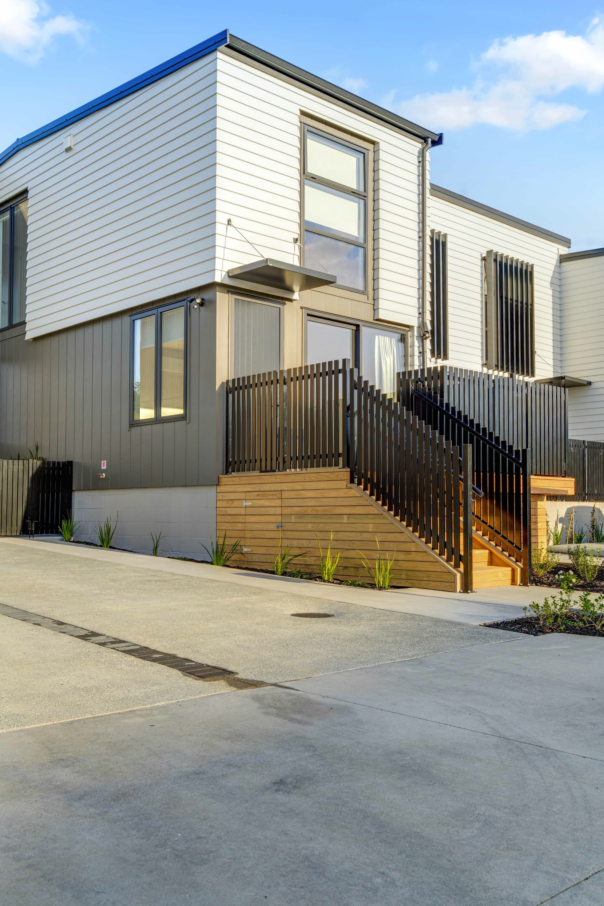 Molley Green Edge — photo 4